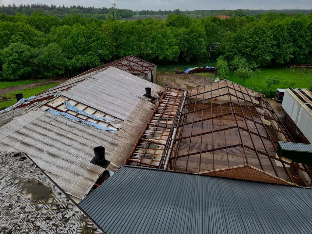 Remediated roof in Vortum Mullem 1